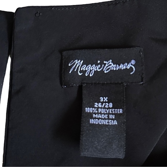 Maggie Barnes 3X Boxy Fit Lightweight Keyhole Back Blouse Classic Neutral - Picture 6 of 7